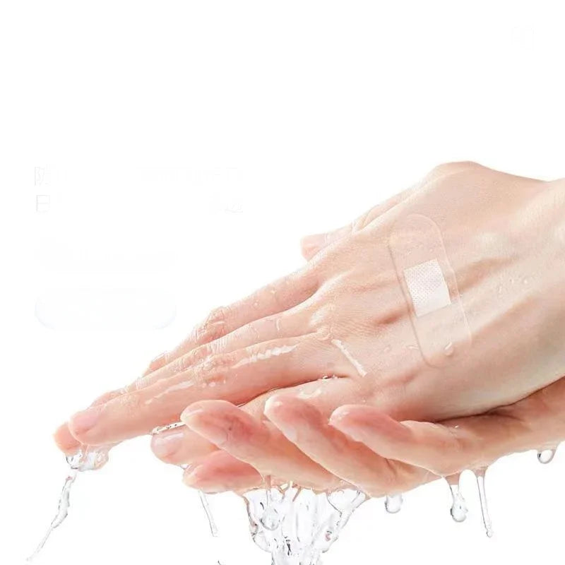 100 Pieces of Waterproof Breathable Adhesive Dressings, Suitable for Bathing, Swimming and Outdoor Activities